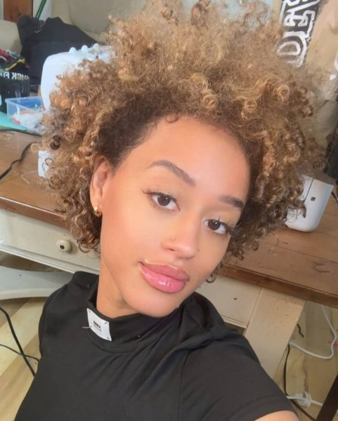 Linda, 53, Winslow