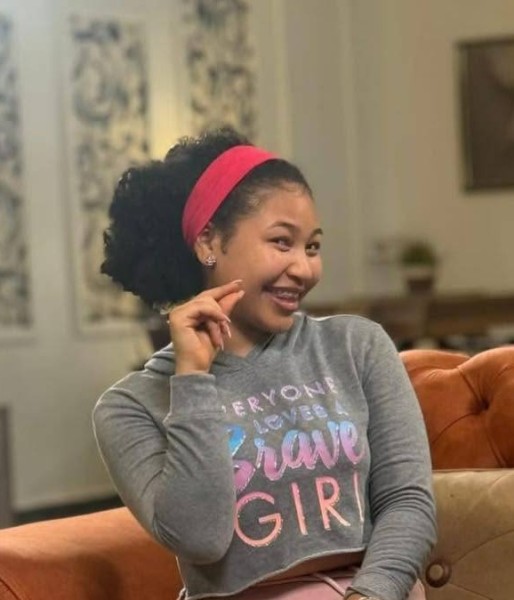mary joshua, 22, Evesham