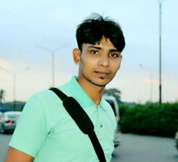 Mosheur, 33, Traun