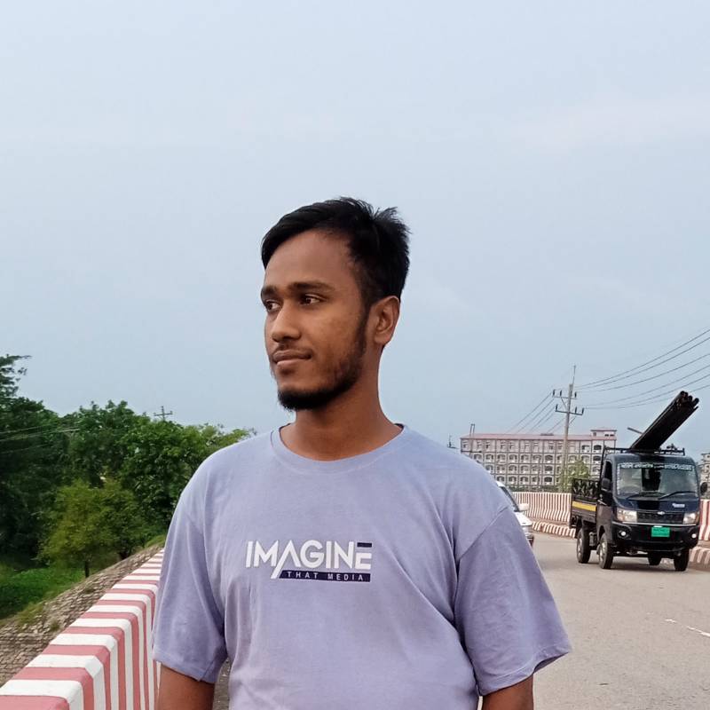 Md.Naim, 25, Saint Ives