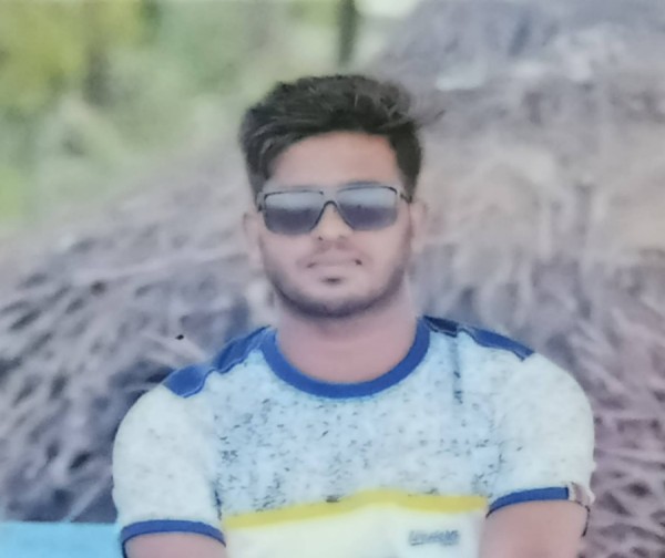 Jakir, 30, Modena
