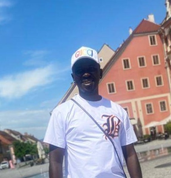 Kobe, 28, Ulster