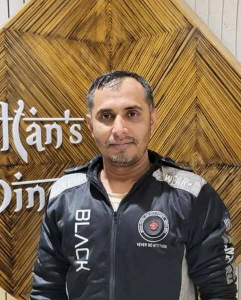 MD kashem, 39, Lancaster