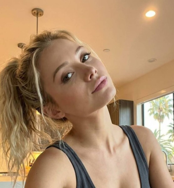 Kaddy reeves, 35, Johnston
