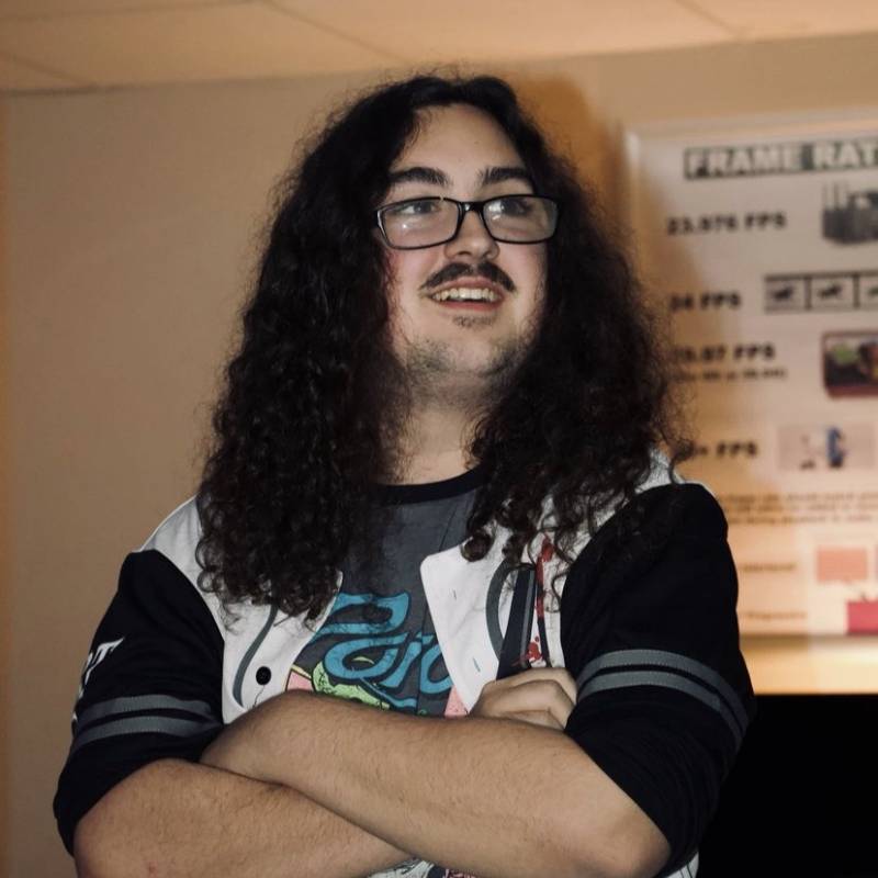 Zander, 20, Bascrht