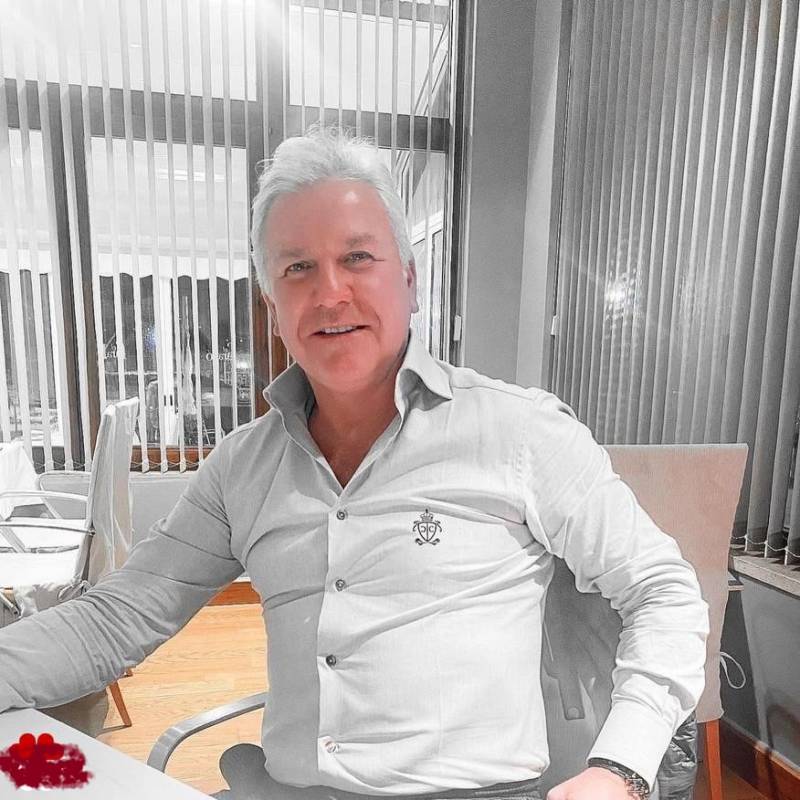 Dancy, 62, La Democracia