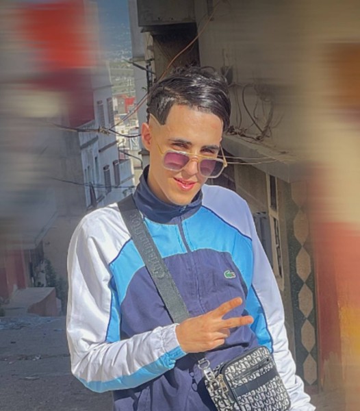 Tchico, 20, Altay