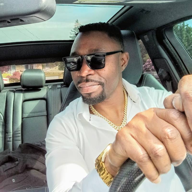 Mozey, 38, Duekou