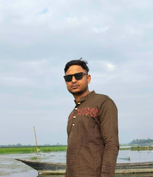 Polashps, 30, Mottola