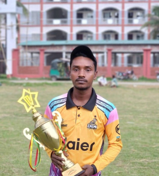Shiba, 25, Bistan