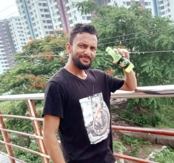 Emdadul, 38, Champdni