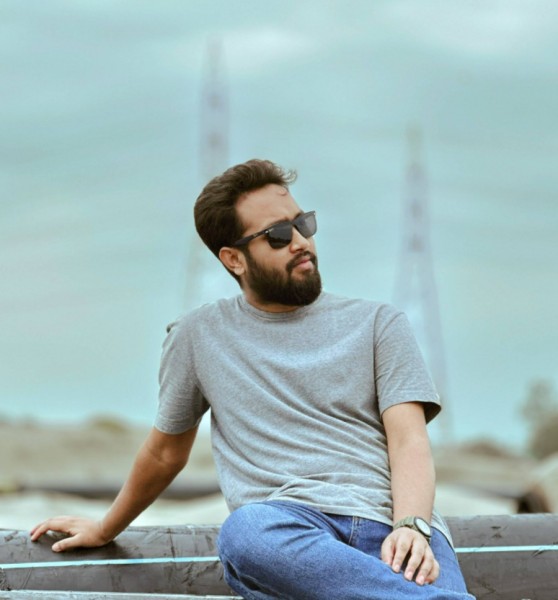 Tanvir, 27, Godella