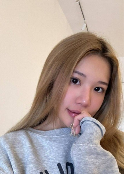 Rose, 26, Short Pump