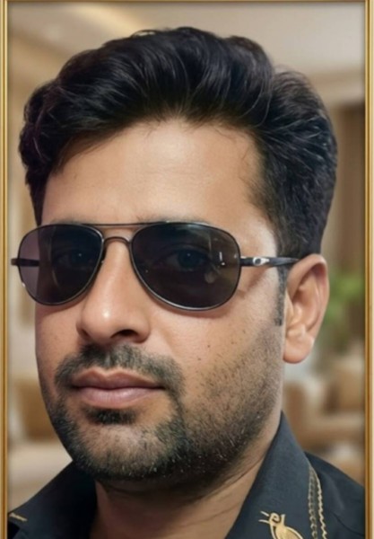 Honey, 25, Castres
