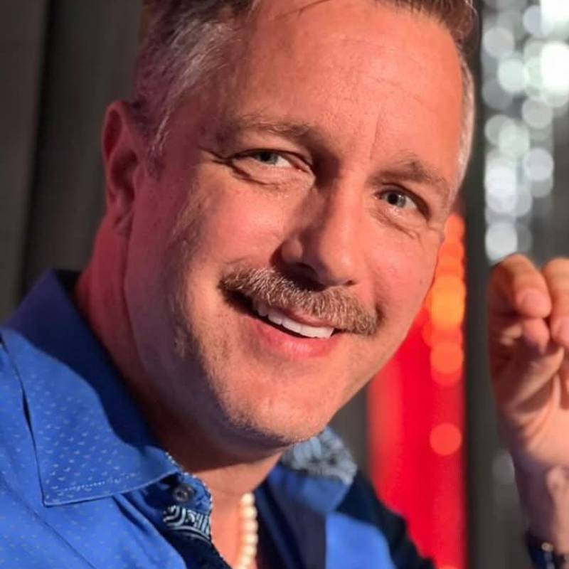 Charlie, 53, Rafa