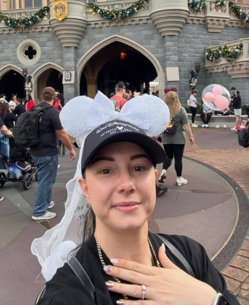 Valarie, 37, Mortugaba