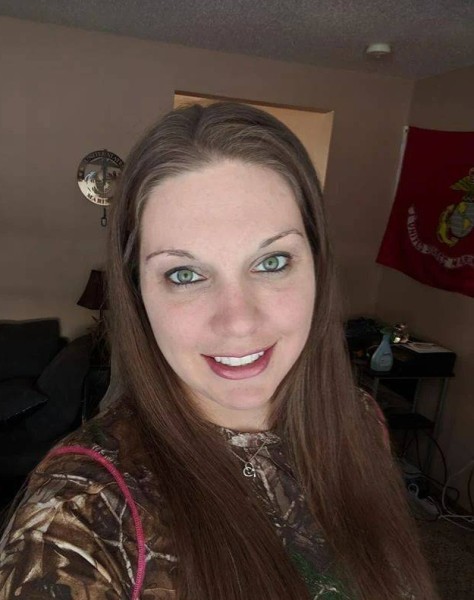 Laura, 39, Bimun