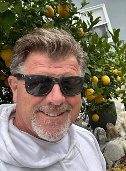 Paul, 57, Katha