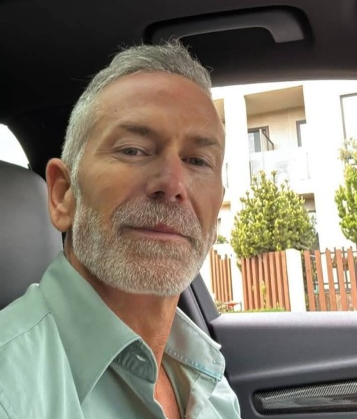Olivier, 56, Sarableh