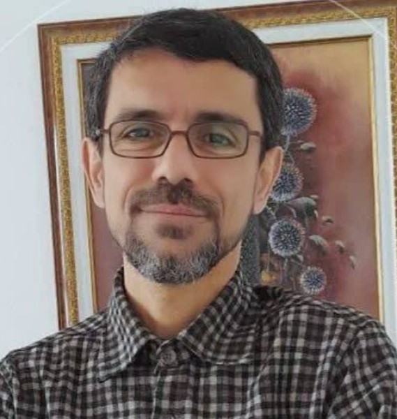 Ramtin, 49, Moche
