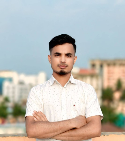 Mr Faruk, 21, Sanitz