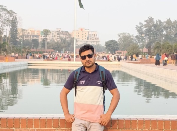 Aminur, 27, Mortara