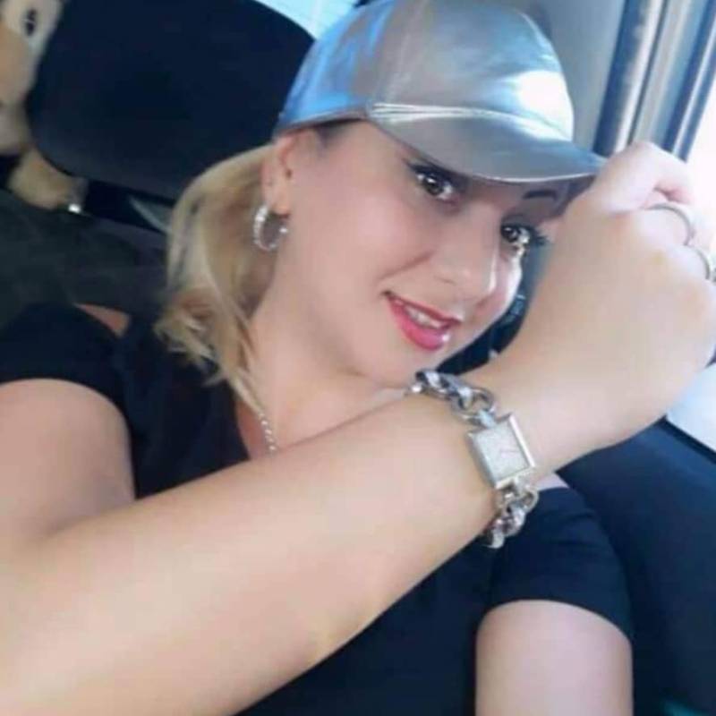 Kelsey, 29, Kurtalan