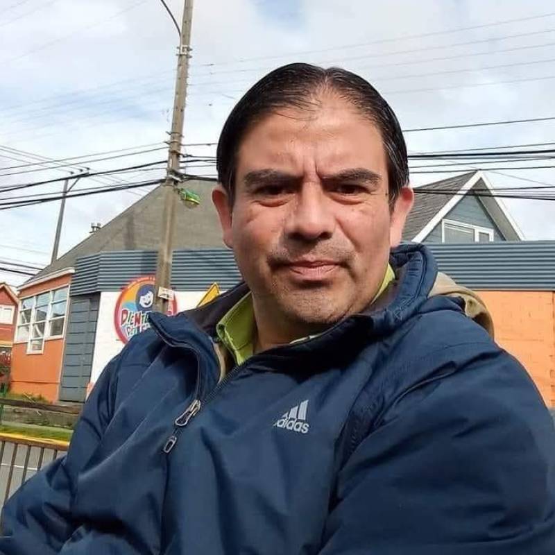 Carlos, 38, Timon
