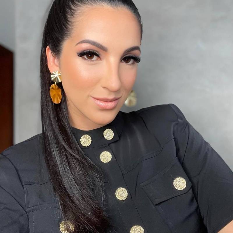Amore, 50, Adams