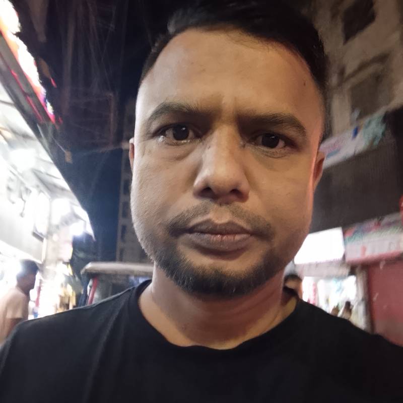 RazzAk, 36, Bhclwra