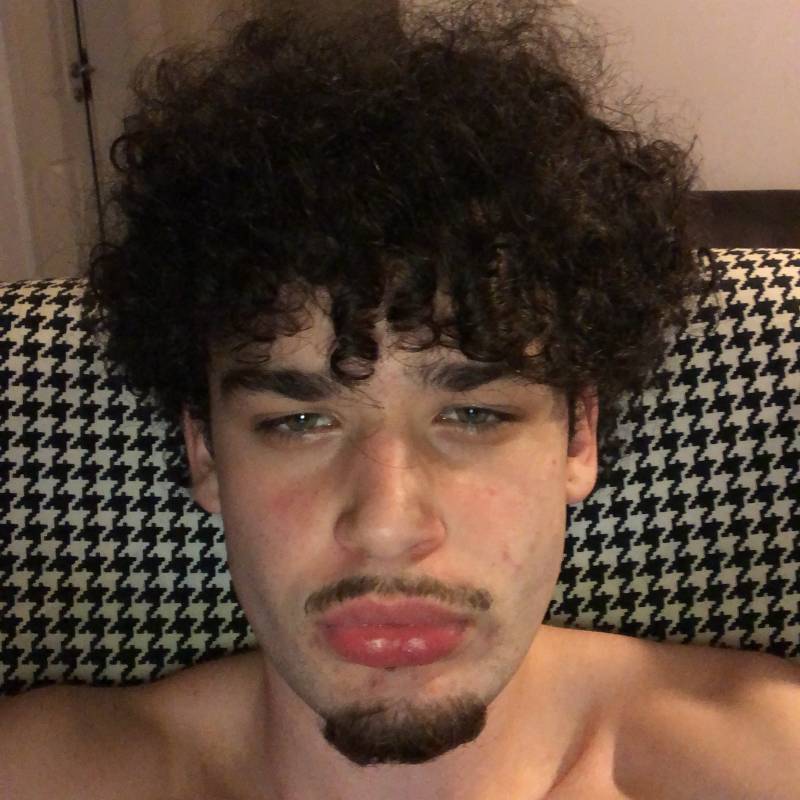 Maxik, 18, Sipacate