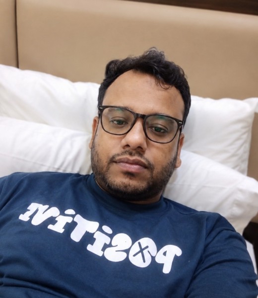 akash, 20, South Londonderry