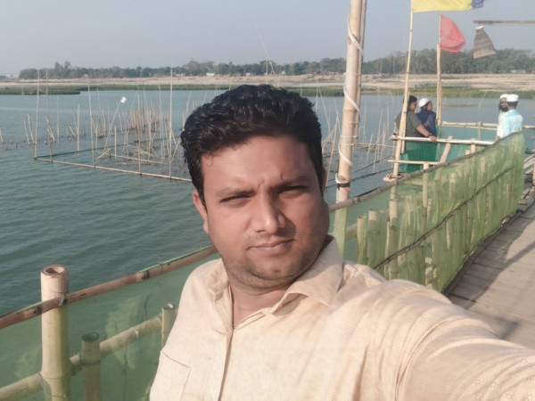 Raza, 35, Mirzanagar