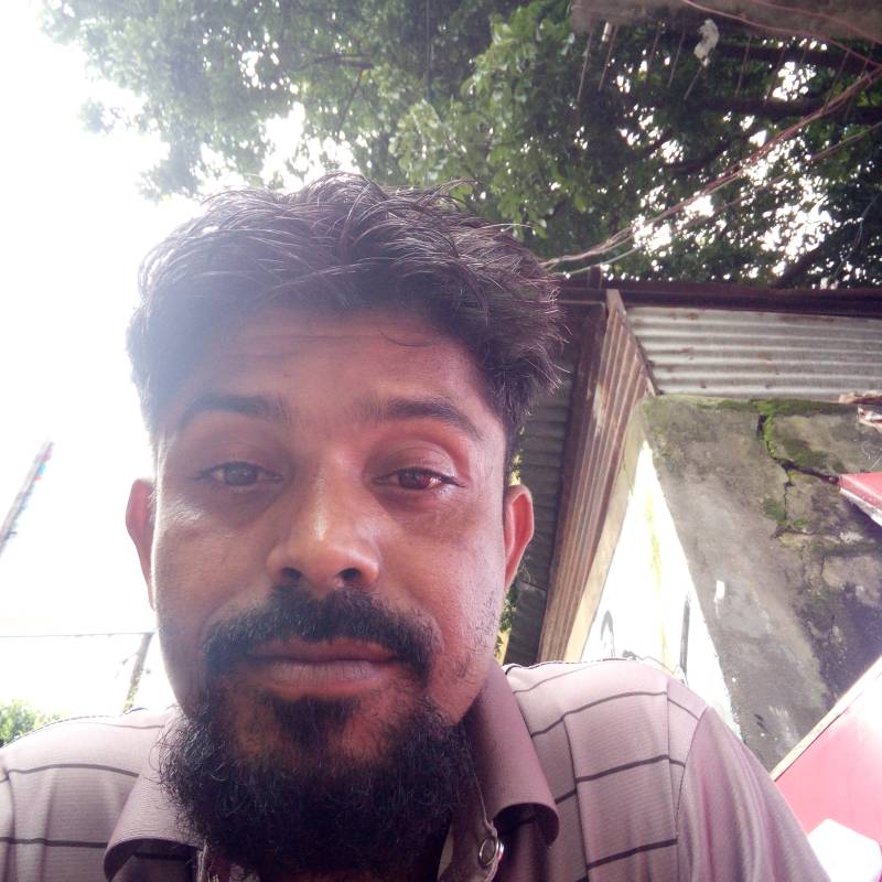 Nistobdho yachin, 32, Inhapi
