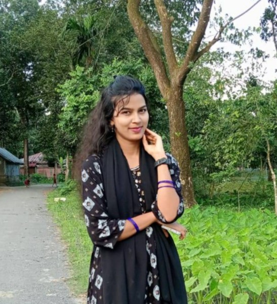 Mitu akter, 22, Velbert