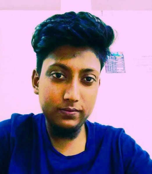 Khan, 26, Cattolica