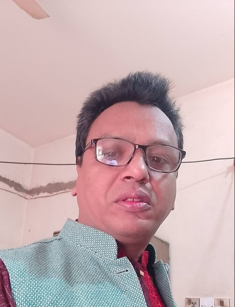 Faruk Alam, 46, Licung