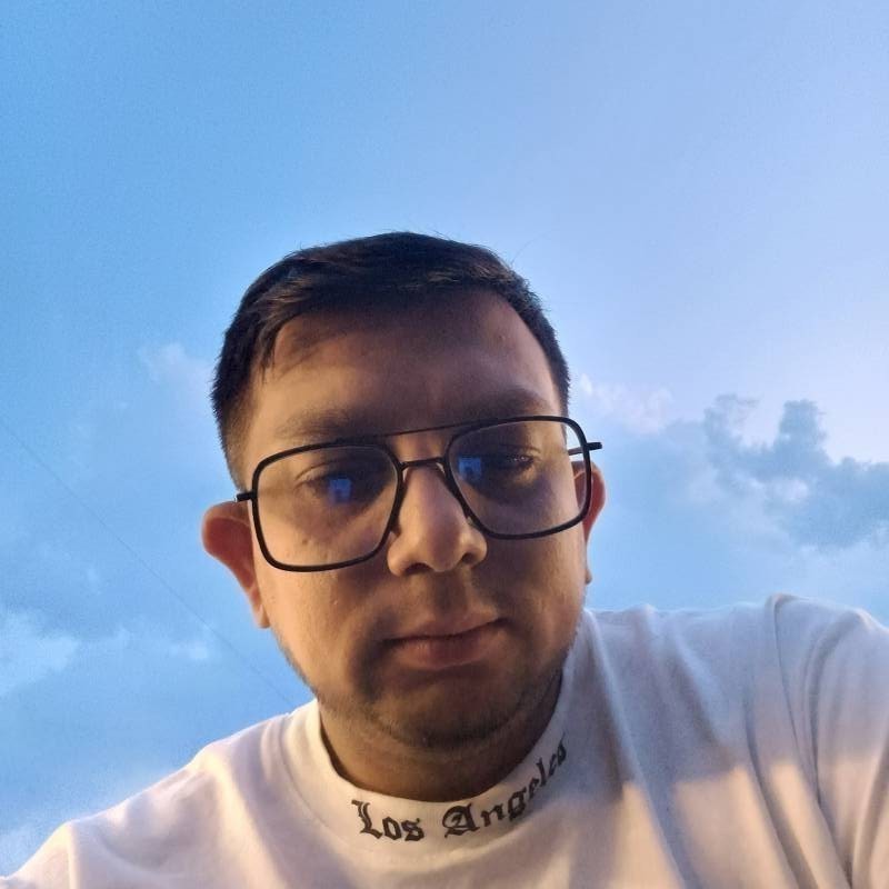 Tuhen, 29, Tenri