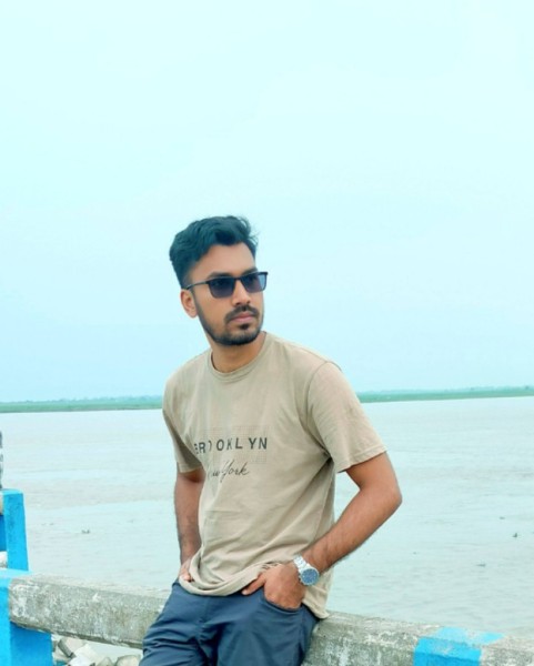 Monir, 27, Buug