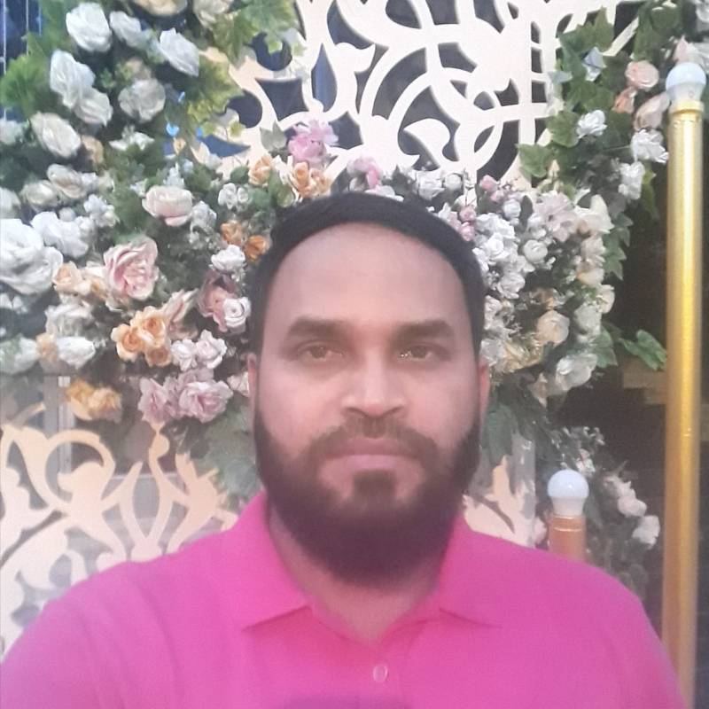 Md Skamal, 40, Francais