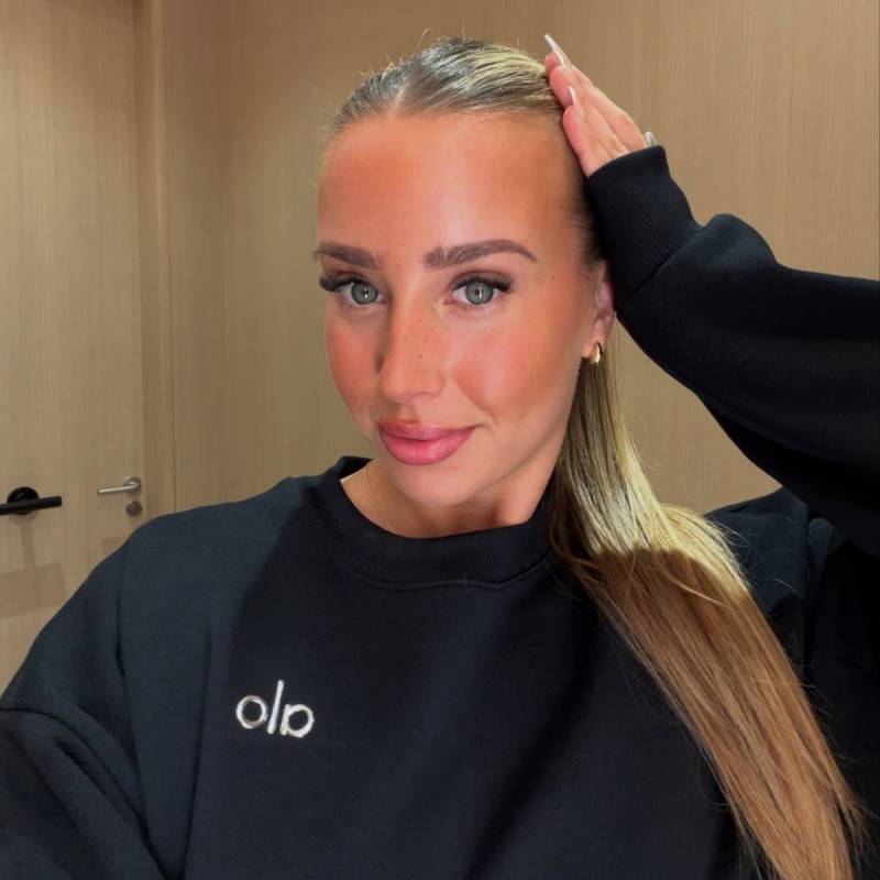 Elizabeth, 40, Listowel