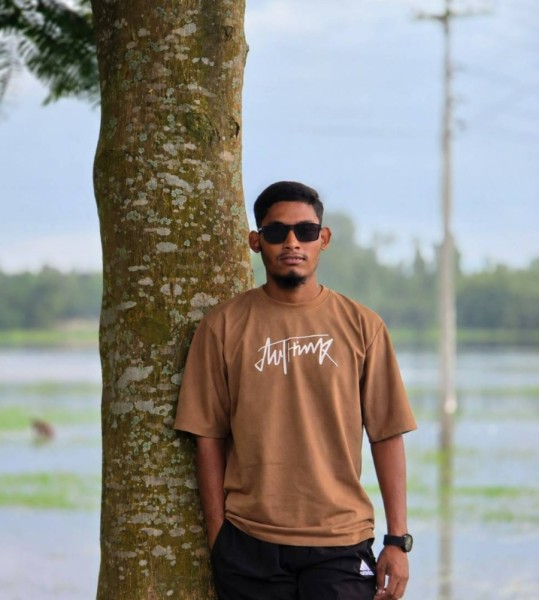 Md Nasim Miah, 18, Maturn
