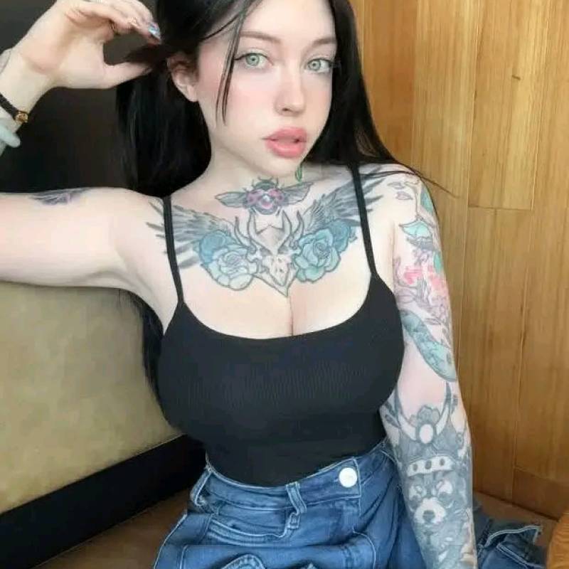 https://wedatefree.com dating Rosemary in Netherlands